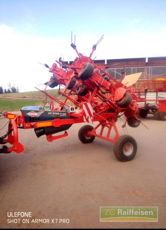 Heuwender des Typs Kuhn Kreiselheuer GF8702TGII, Gebrauchtmaschine in Donaueschingen (Bild 1)