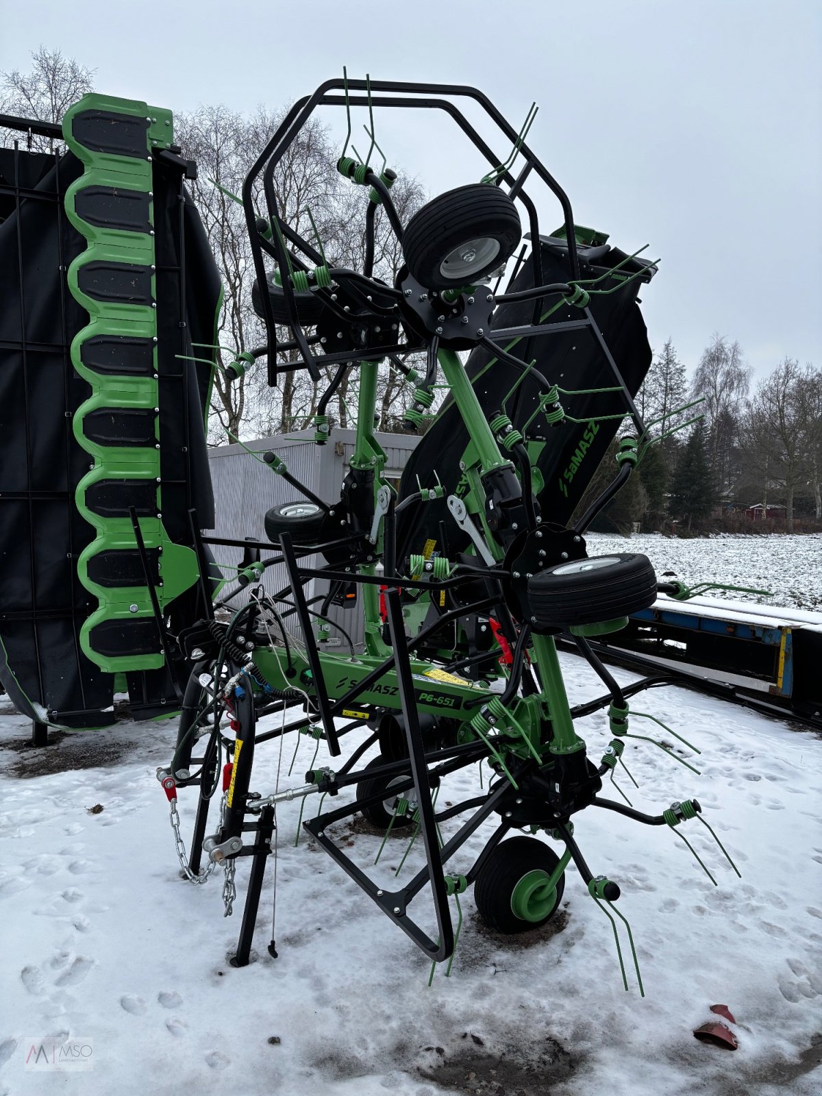 Heuwender del tipo SaMASZ P6-651 Heuwender, Neumaschine In Berumerfehn (Immagine 2)