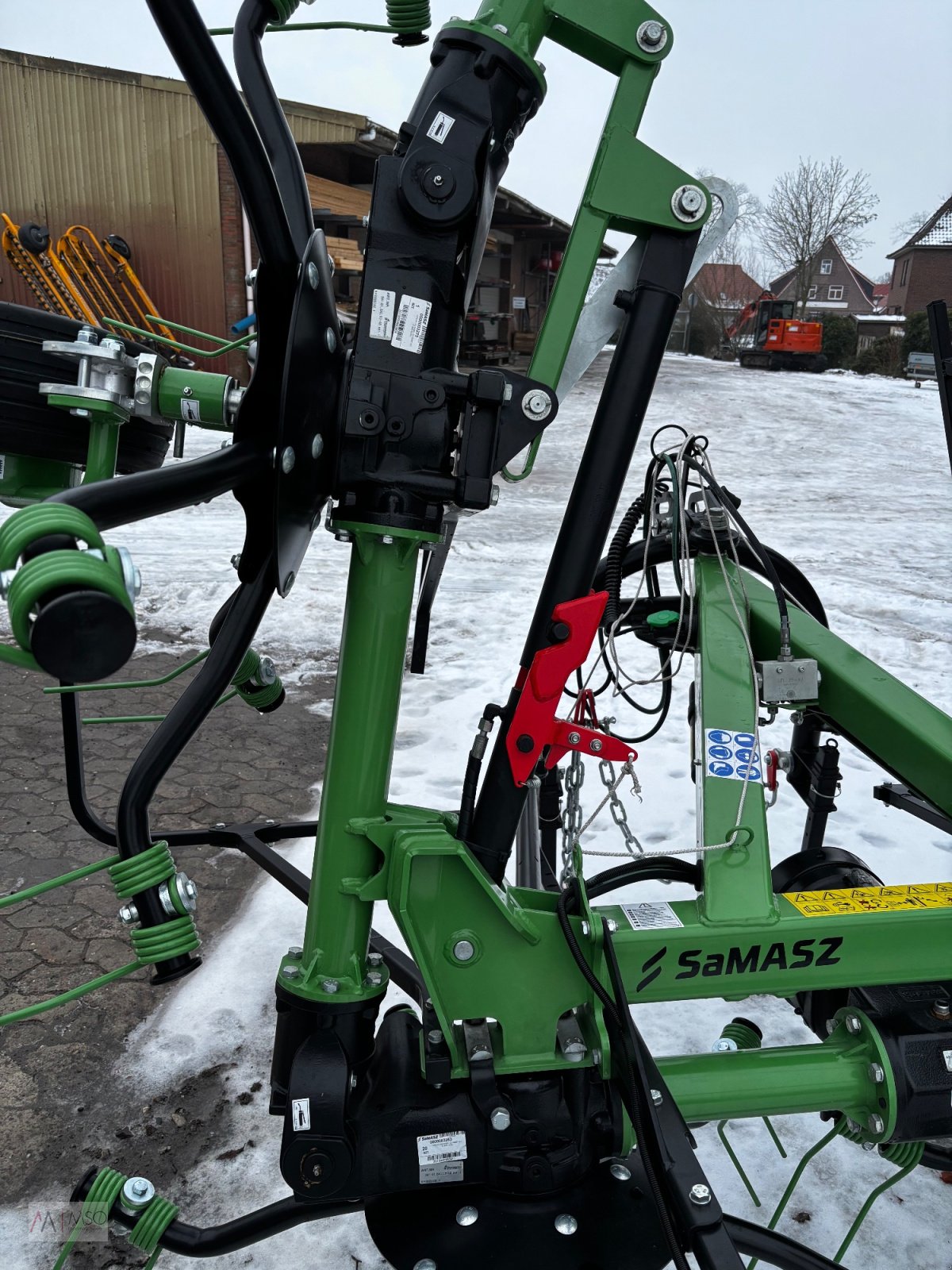 Heuwender del tipo SaMASZ P6-651 Heuwender, Neumaschine In Berumerfehn (Immagine 4)