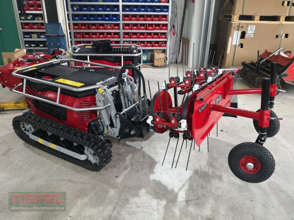 Heuwender des Typs Timan Bandrechen  OP 105, Neumaschine in Veitsbronn (Bild 5)