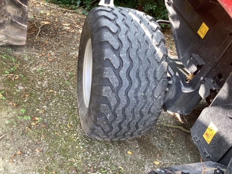 Hochdruckpresse of the type Case IH 455, Gebrauchtmaschine in les hayons (Picture 4)