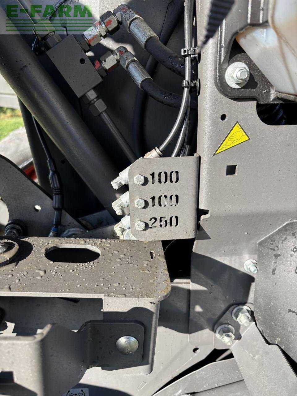 Hochdruckpresse des Typs CLAAS claas variant 585 rc, Gebrauchtmaschine in ELIXHAUSEN (Bild 23)