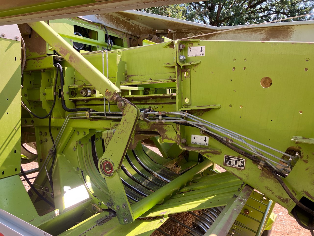 Hochdruckpresse typu CLAAS QUADRANT 1150, Gebrauchtmaschine v MORLHON LE HAUT (Obrázek 10)