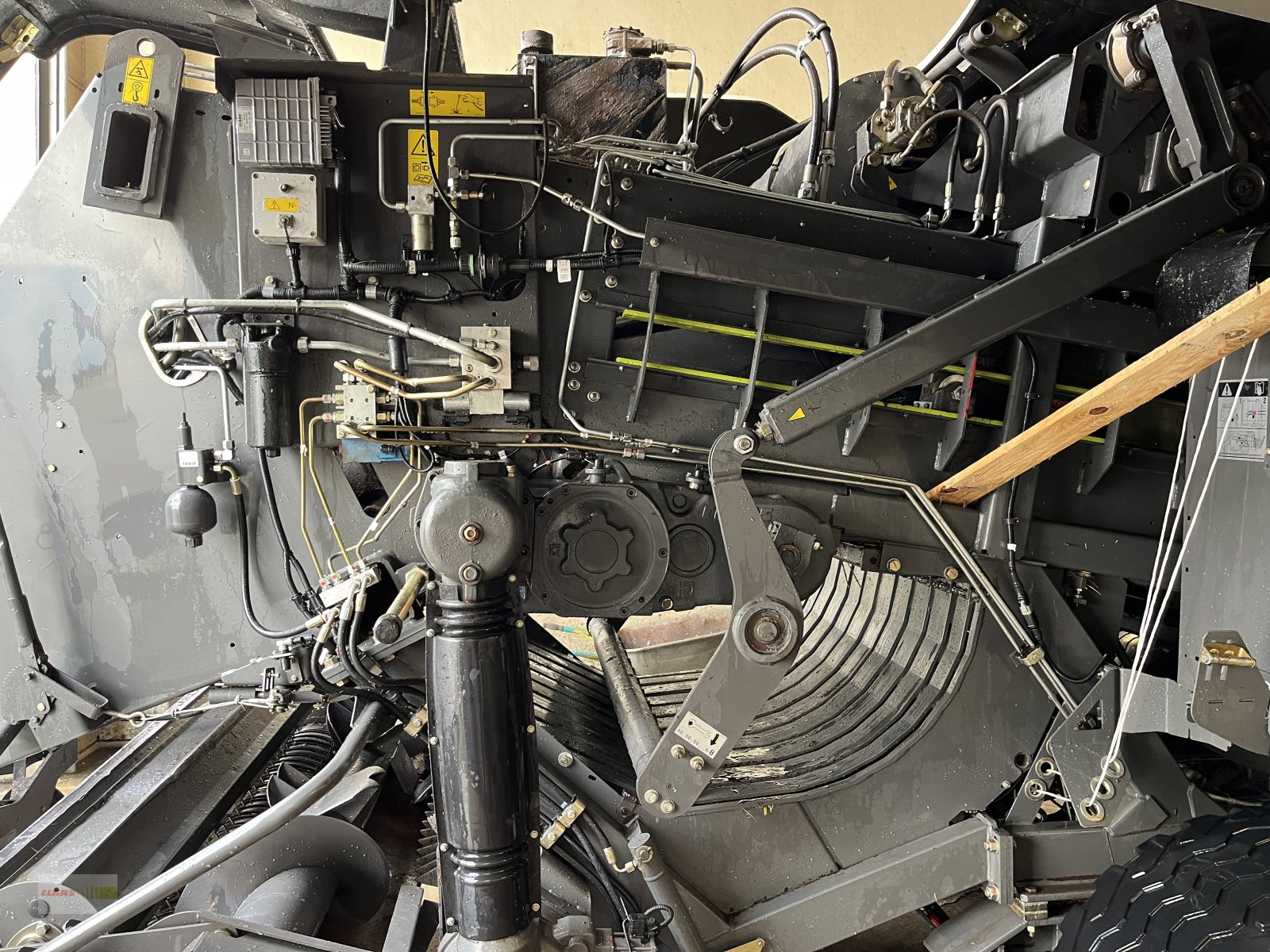 Hochdruckpresse des Typs CLAAS Quadrant 5200 RC, Gebrauchtmaschine in Herrenberg - Gülltstein (Bild 9)