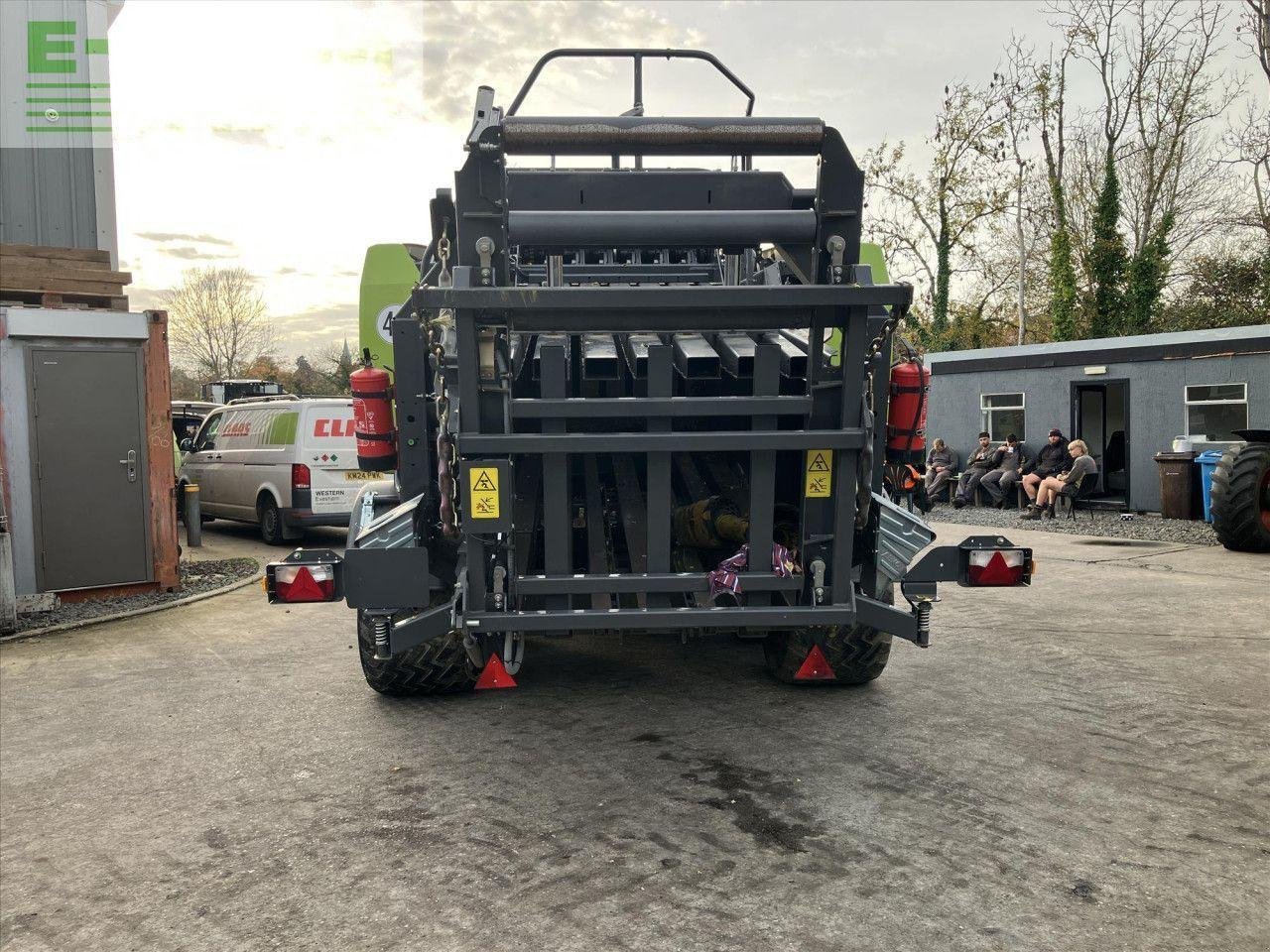 Hochdruckpresse tipa CLAAS QUADRANT 5300 RF, Gebrauchtmaschine u HARVINGTON, EVESHAM (Slika 4)