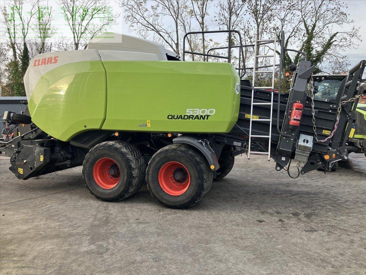 Hochdruckpresse tipa CLAAS QUADRANT 5300 RF, Gebrauchtmaschine u HARVINGTON, EVESHAM (Slika 7)
