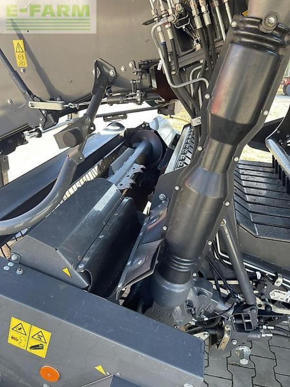 Hochdruckpresse des Typs CLAAS quadrant 5300fc, Gebrauchtmaschine in NEUENDORF AM SPECK (Bild 2)