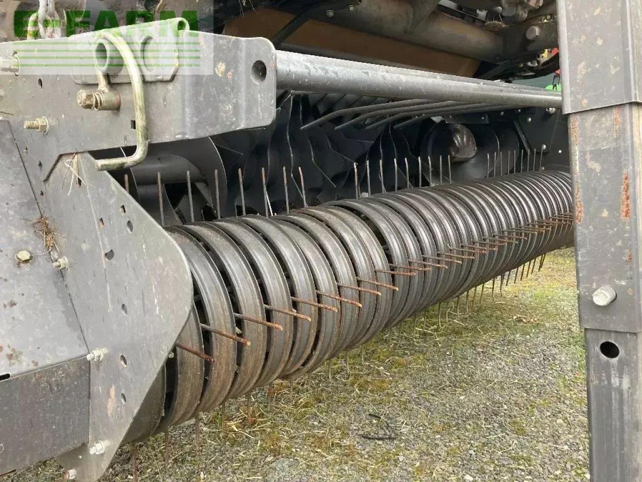 Hochdruckpresse typu CLAAS variant 360 rf, Gebrauchtmaschine v SAINTE-GENEVIÈVE-SUR-ARGENCE (Obrázek 3)