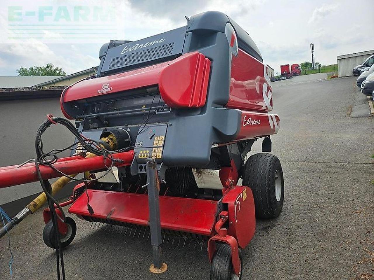 Hochdruckpresse des Typs Feraboli extreme 265, Gebrauchtmaschine in ZWÖNITZ OT HORMERSDORF (Bild 2)