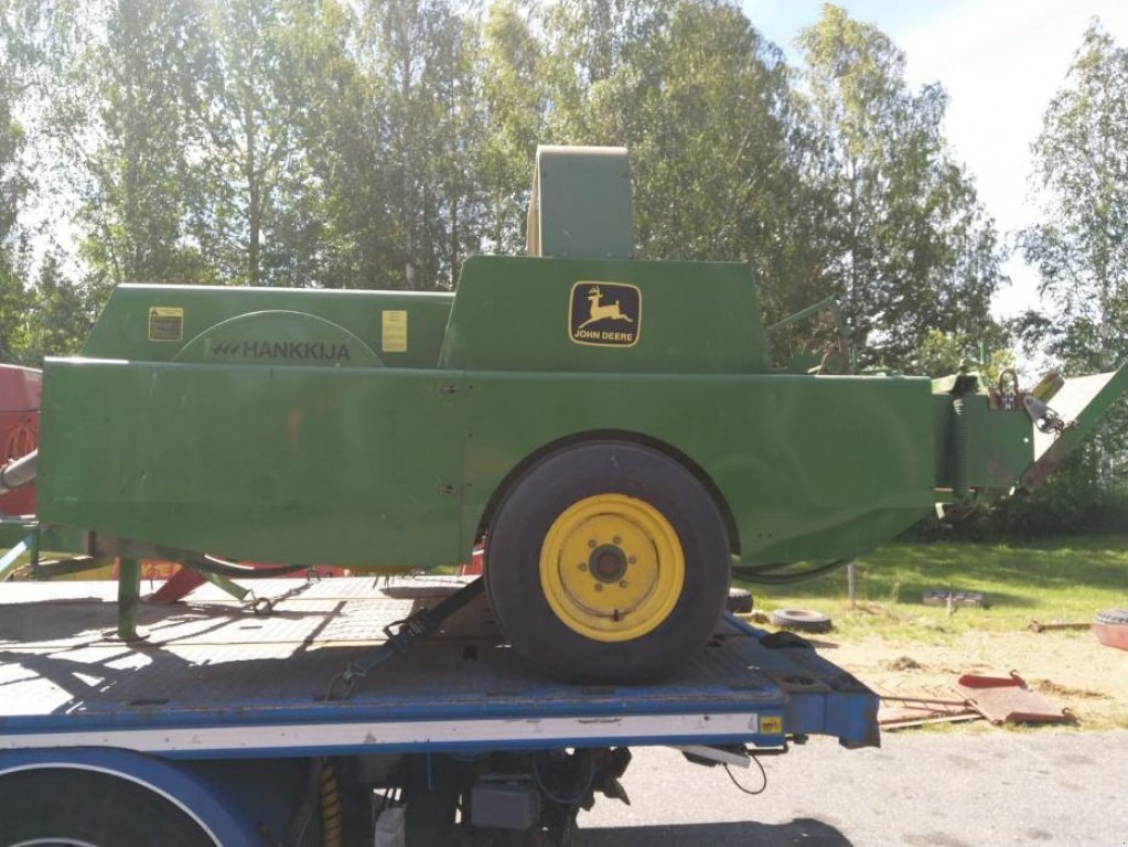 Hochdruckpresse des Typs John Deere 330, Gebrauchtmaschine in Ковель (Bild 3)