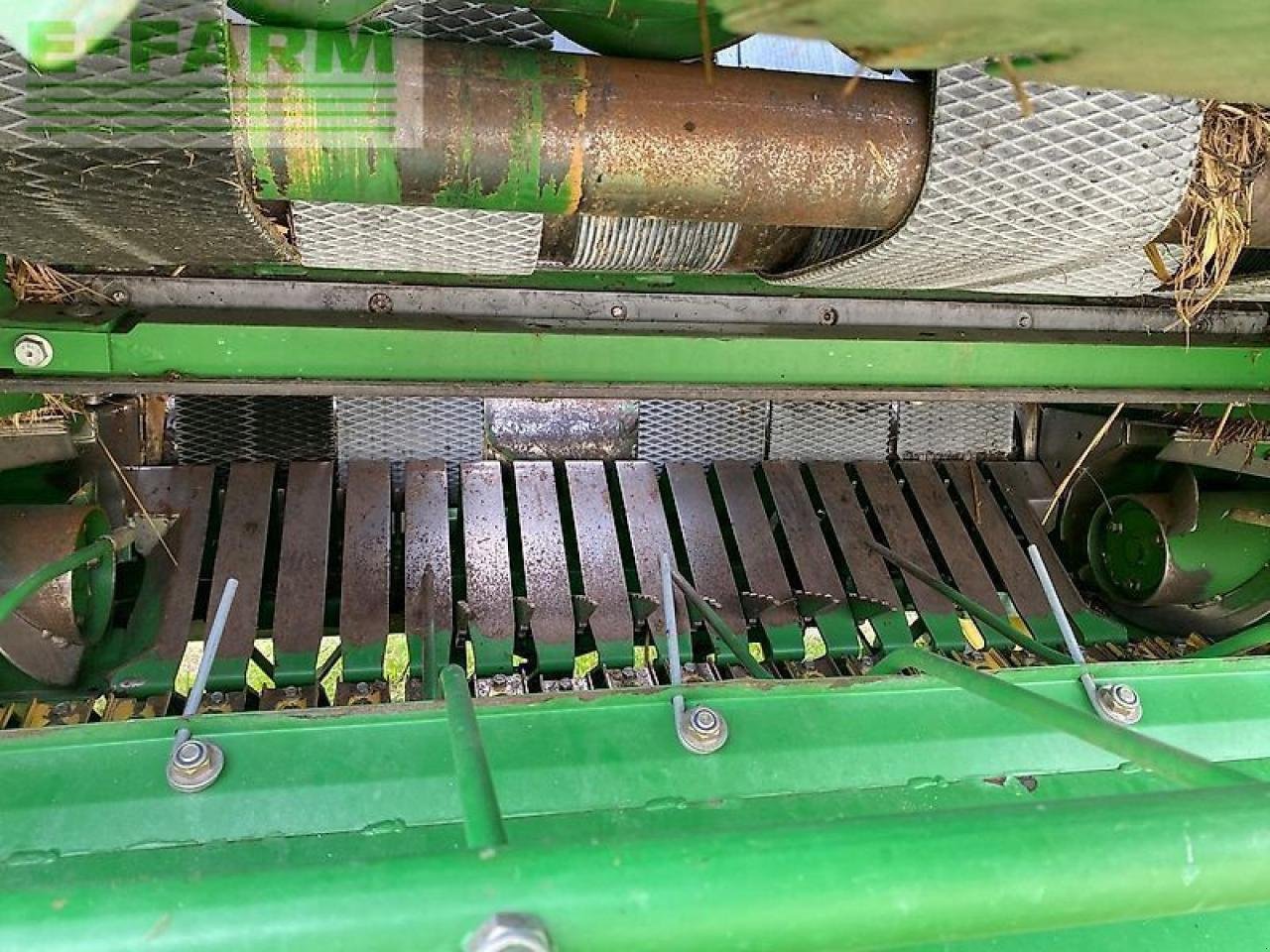 Hochdruckpresse des Typs John Deere 852, Gebrauchtmaschine in SZEGED (Bild 8)