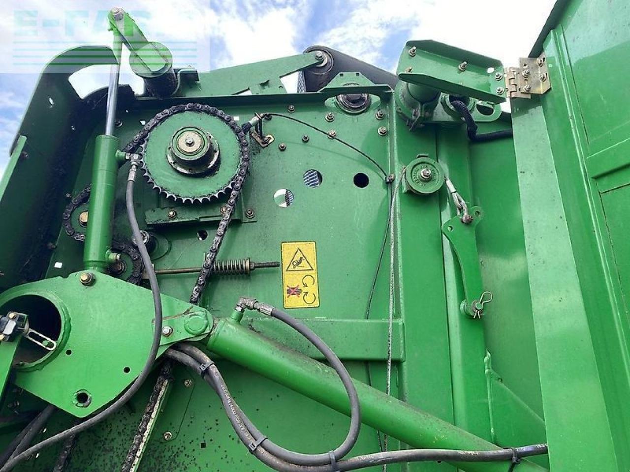 Hochdruckpresse des Typs John Deere 852, Gebrauchtmaschine in SZEGED (Bild 21)