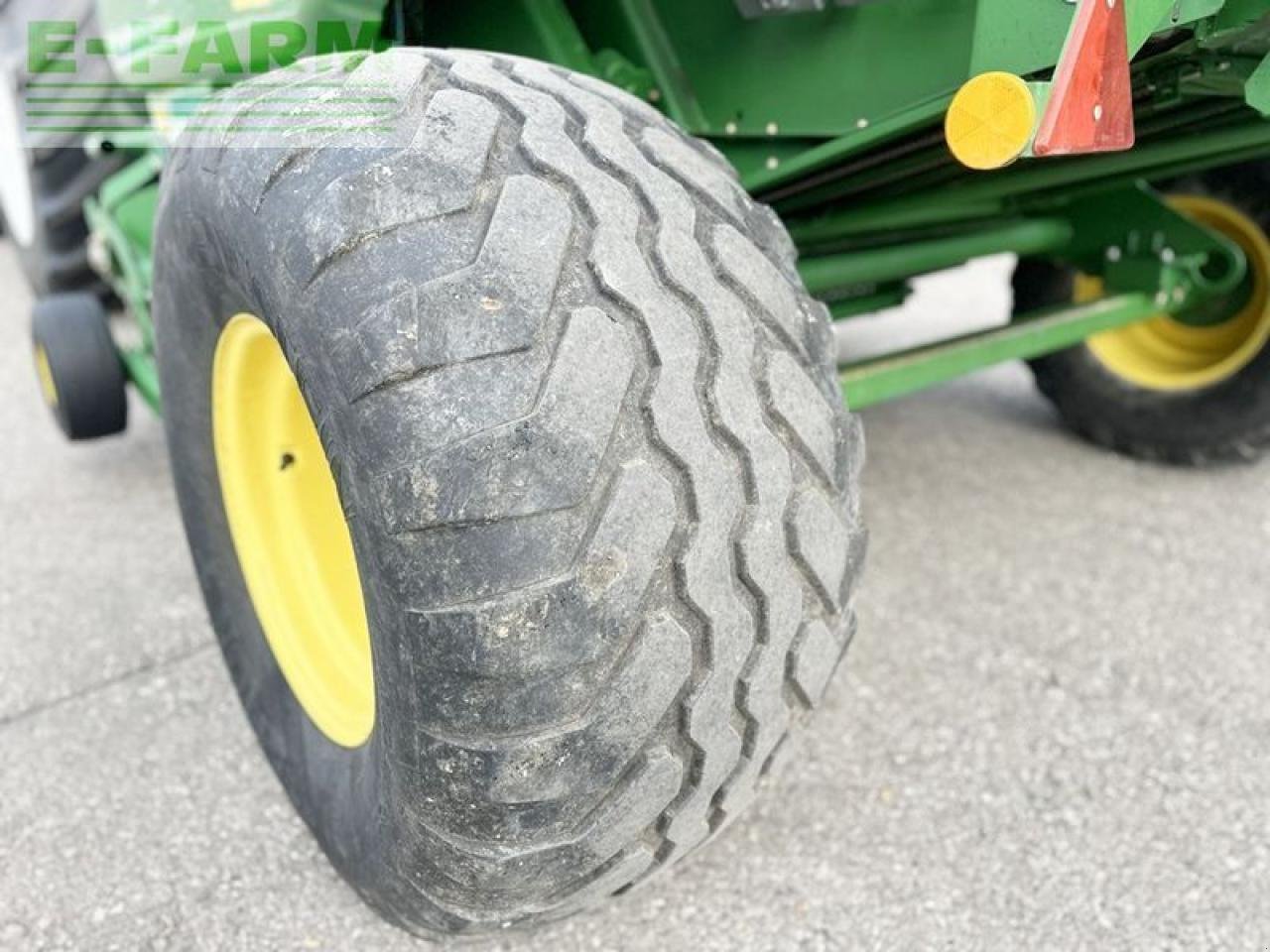 Hochdruckpresse от тип John Deere 854 premium rundballenpresse, Gebrauchtmaschine в SANKT MARIENKIRCHEN BEI SCHÄRDING (Снимка 13)