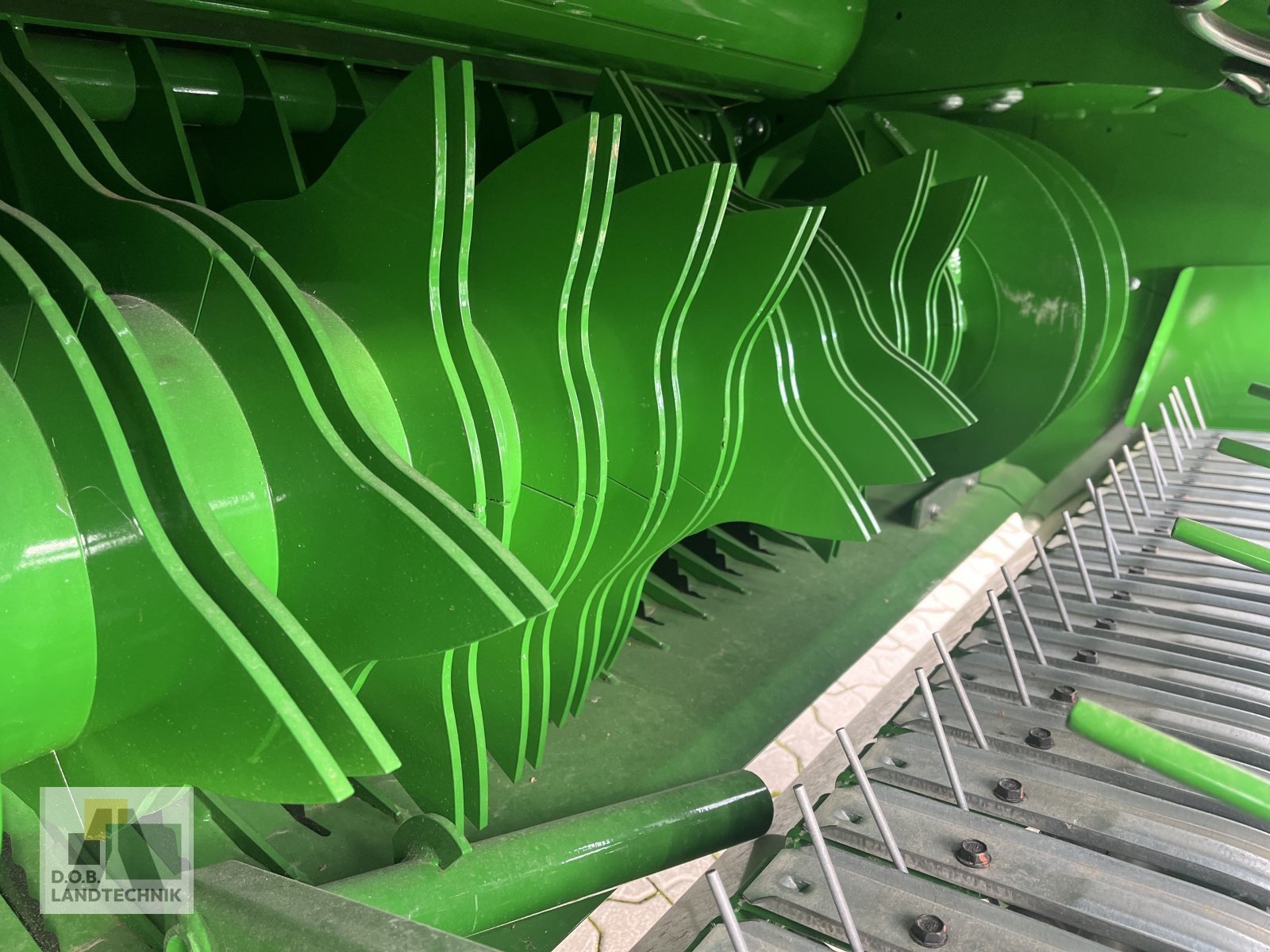 Hochdruckpresse des Typs John Deere V451M, Gebrauchtmaschine in Langweid am Lech (Bild 5)