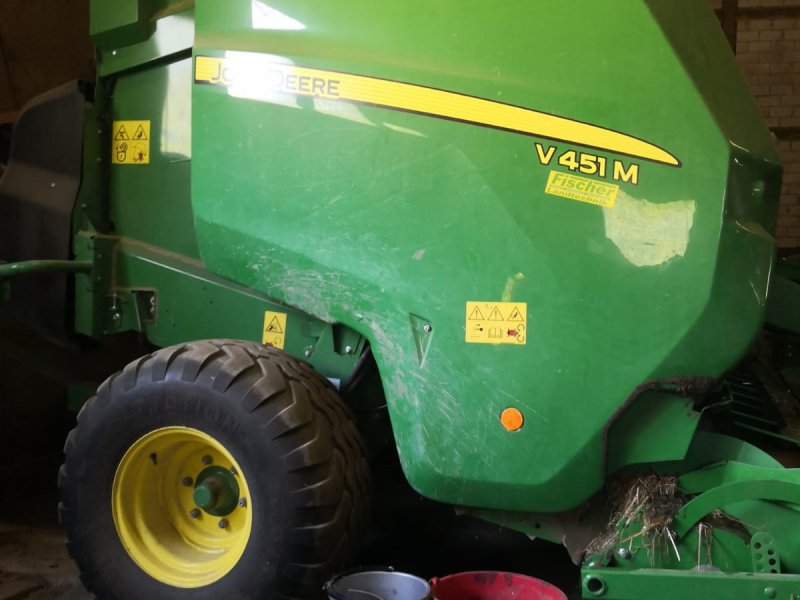 Hochdruckpresse des Typs John Deere V451M, Gebrauchtmaschine in Wetzlar (Bild 1)