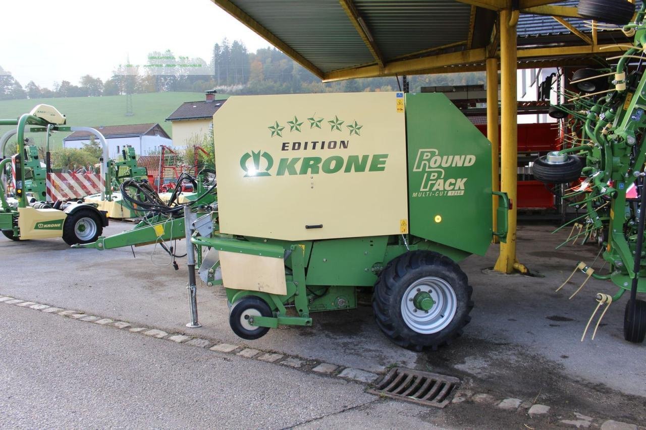 Hochdruckpresse des Typs Krone round pack 1250 mc, Gebrauchtmaschine in RANDEGG (Bild 4)