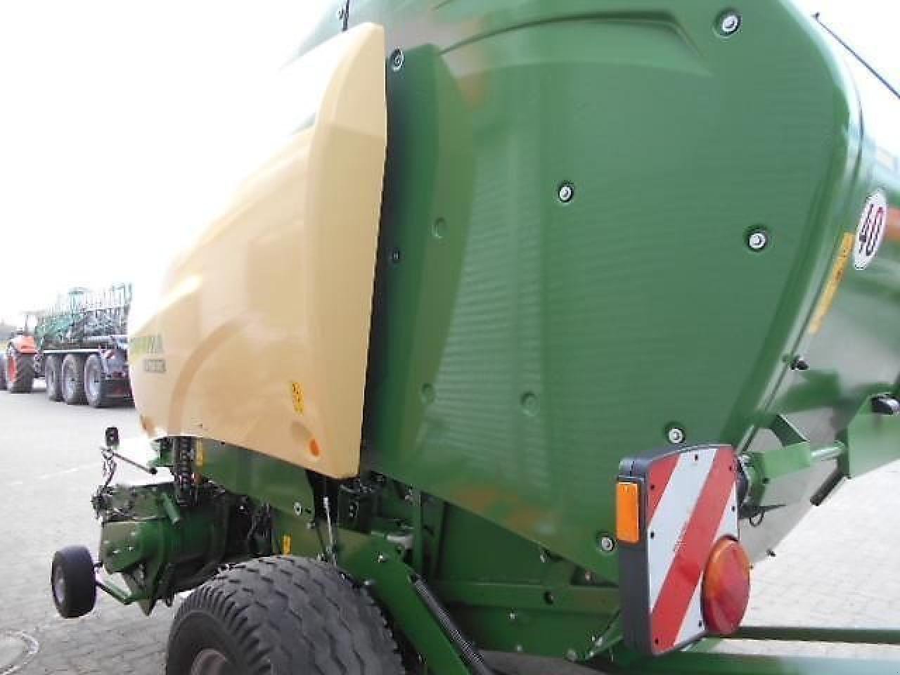 Hochdruckpresse des Typs Krone rundballenpresse comprima v180xc, Gebrauchtmaschine in HEMMINGEN (Bild 3)