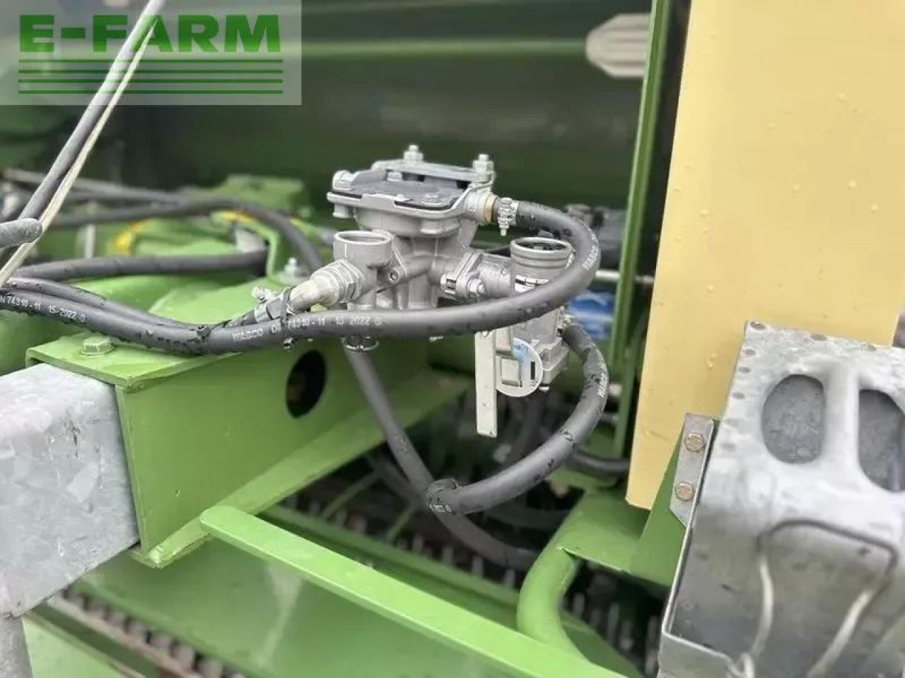 Hochdruckpresse του τύπου Krone vario pack 1500 multi cut rundballenpresse, Gebrauchtmaschine σε SANKT MARIENKIRCHEN BEI SCHÄRDING (Φωτογραφία 5)