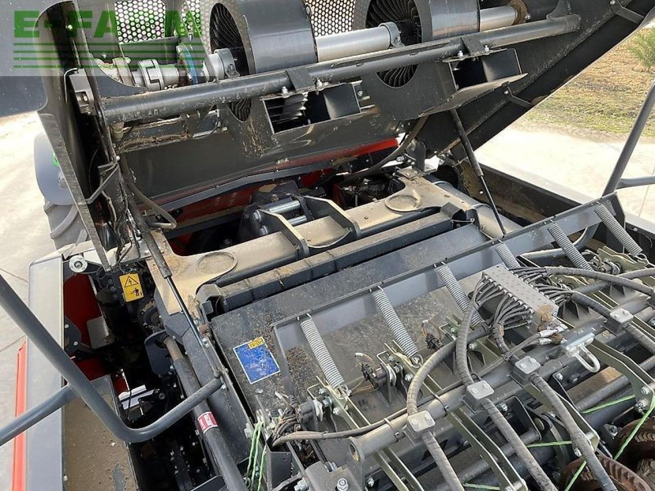 Hochdruckpresse of the type Kuhn lsb 1290d, Gebrauchtmaschine in SZEGED (Picture 12)