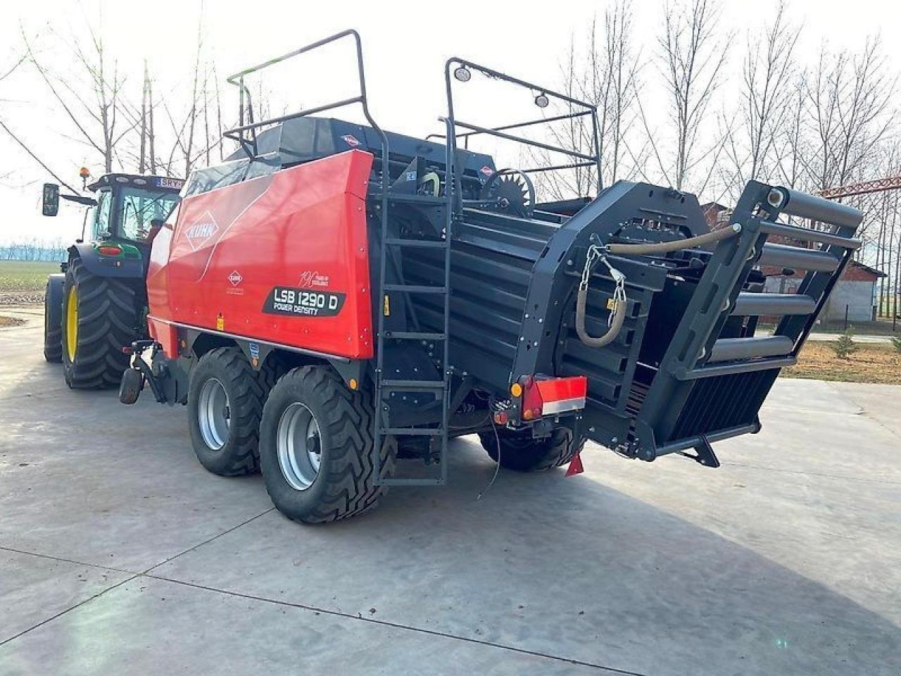 Hochdruckpresse des Typs Kuhn lsb 1290d, Gebrauchtmaschine in SZEGED (Bild 5)