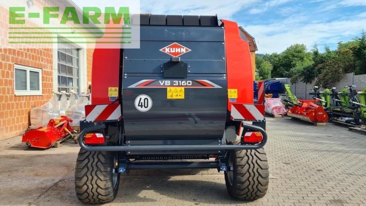 Hochdruckpresse of the type Kuhn vb 3160 oc 14 - 14 messer schneidwerk, isobus, 2. riemenantrieb, high silage satz, Gebrauchtmaschine in WALDKAPPEL-BISCHHAUSEN (Picture 4)