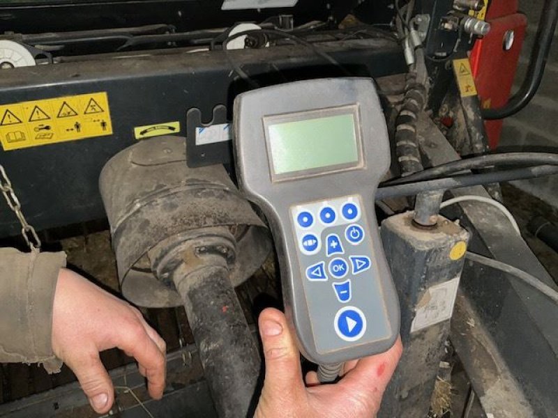 Hochdruckpresse tip Kuhn VB2190OC, Gebrauchtmaschine in les hayons (Poză 5)