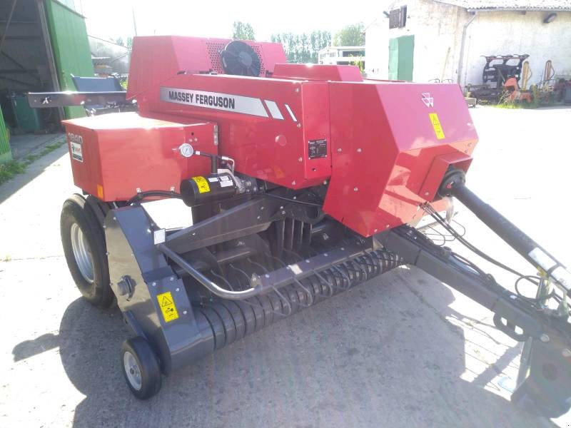 Hochdruckpresse des Typs Massey Ferguson 1840, Gebrauchtmaschine in Liebenwalde (Bild 3)