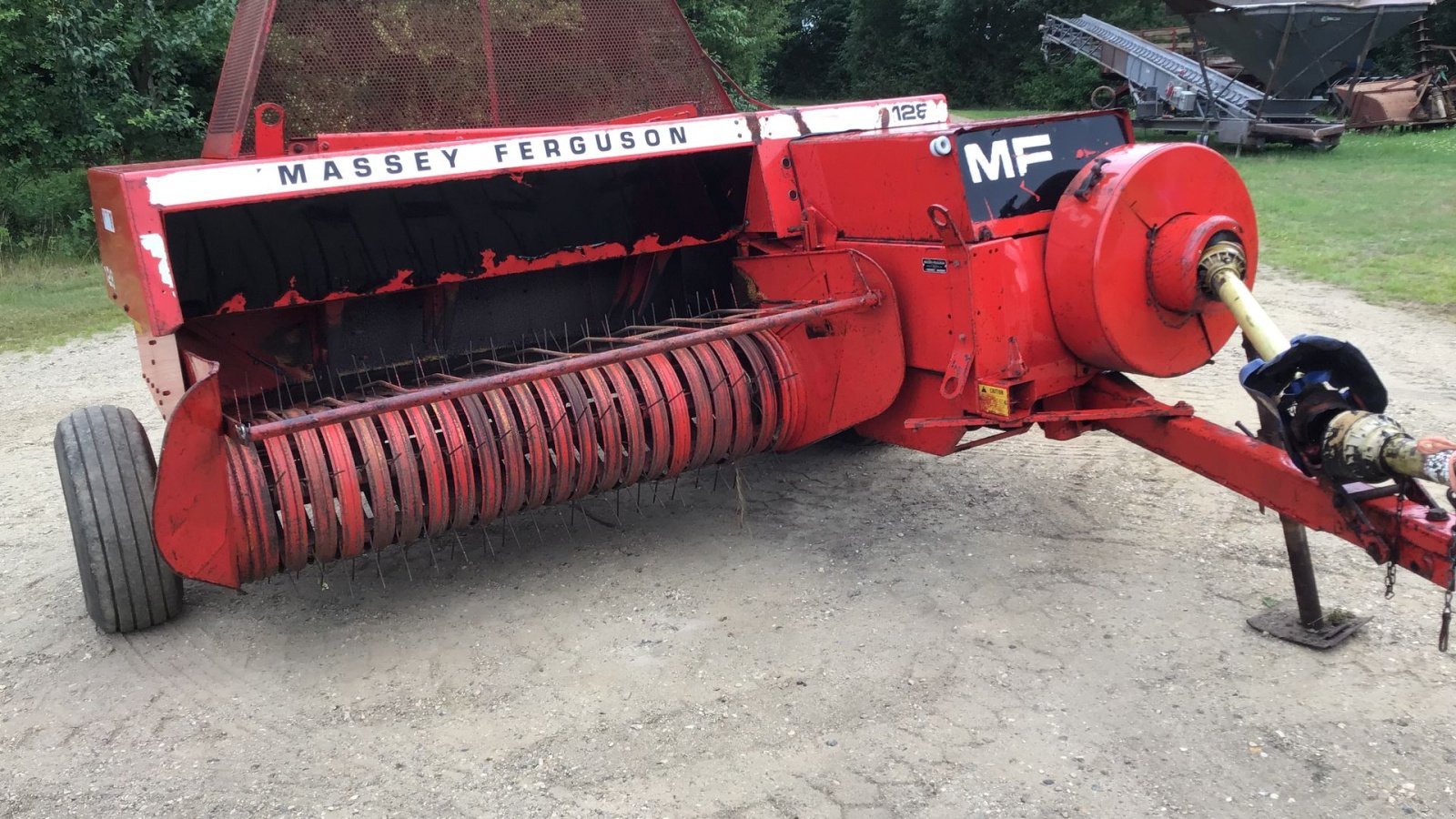 Hochdruckpresse typu Massey Ferguson MF128, Gebrauchtmaschine v Bording (Obrázek 2)