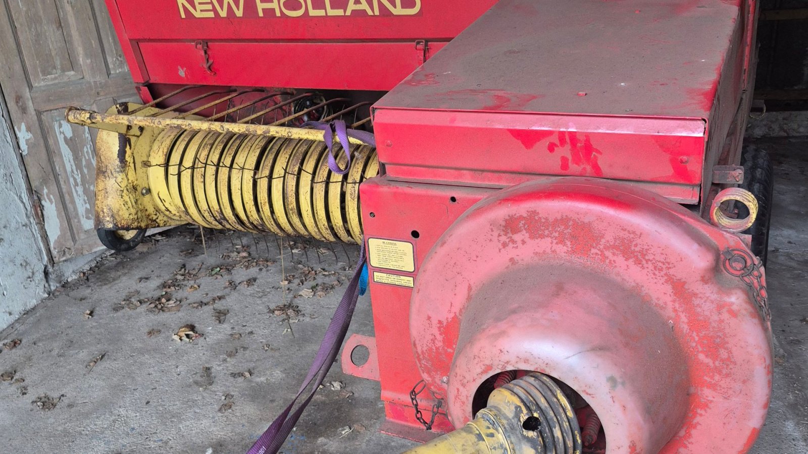 Hochdruckpresse des Typs New Holland 376 sælges momsfri, Gebrauchtmaschine in Egtved (Bild 1)