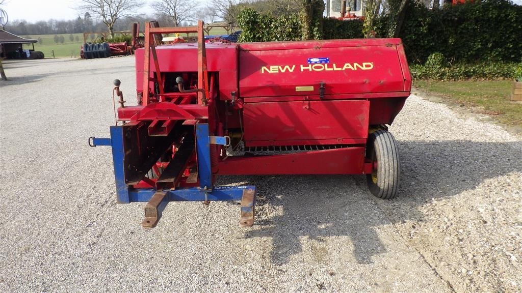 Hochdruckpresse des Typs New Holland 376, Gebrauchtmaschine in Ringsted (Bild 3)