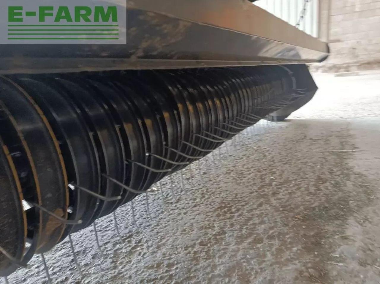 Hochdruckpresse typu New Holland br7070 crop cutter, Gebrauchtmaschine v CHAUVONCOURT (Obrázek 4)