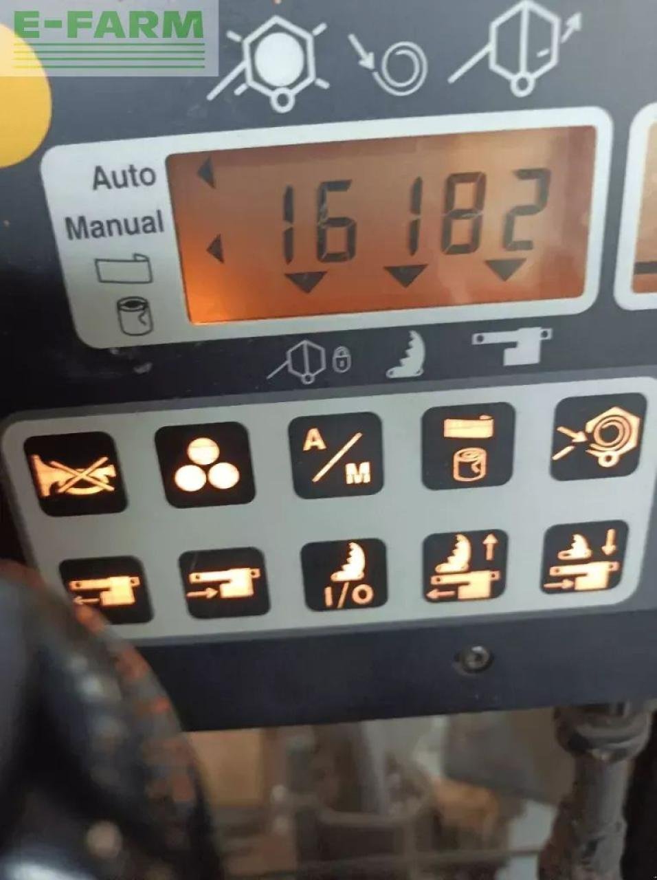 Hochdruckpresse typu New Holland br7070 crop cutter, Gebrauchtmaschine v CHAUVONCOURT (Obrázek 11)