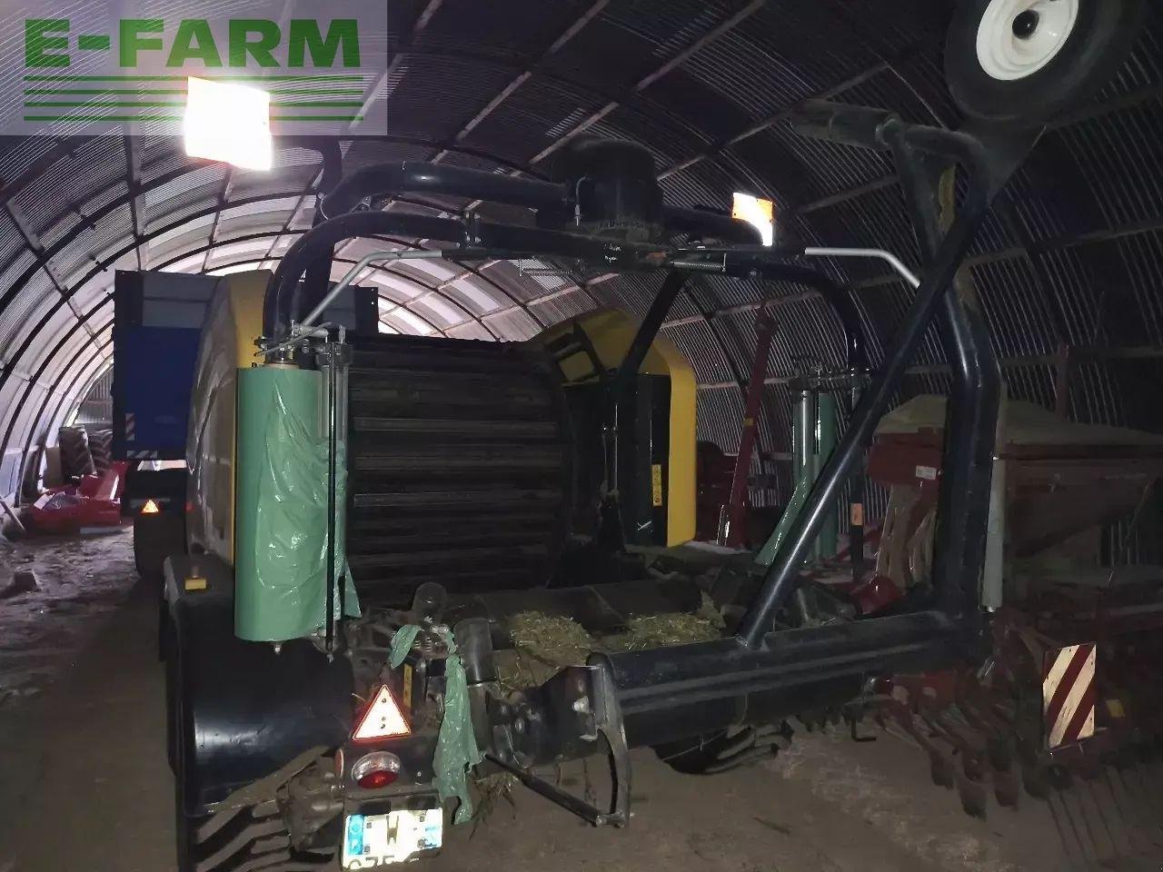 Hochdruckpresse typu New Holland roll baler 125 combi, Gebrauchtmaschine v CHAUVONCOURT (Obrázek 8)