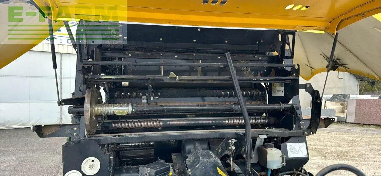 Hochdruckpresse typu New Holland roll belt 180 se, Gebrauchtmaschine v CHAUVONCOURT (Obrázek 8)