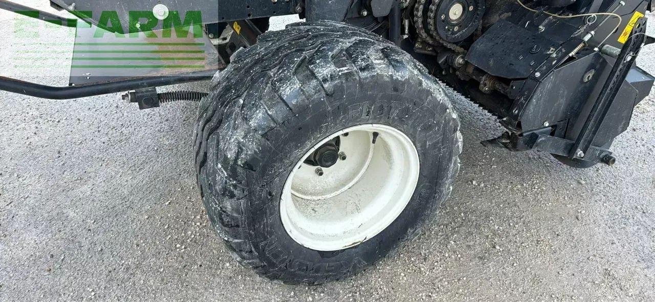 Hochdruckpresse typu New Holland roll belt 180 se, Gebrauchtmaschine v CHAUVONCOURT (Obrázek 11)