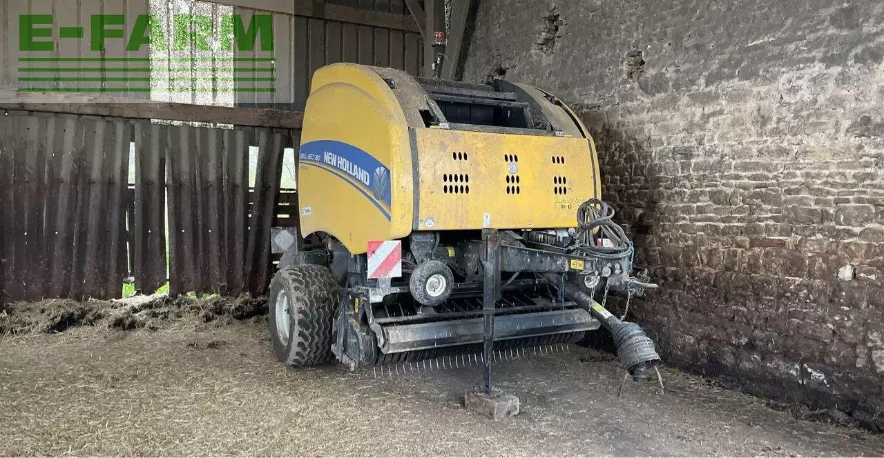 Hochdruckpresse a típus New Holland roll-belt 180 superfeed, Gebrauchtmaschine ekkor: CHAUVONCOURT (Kép 1)