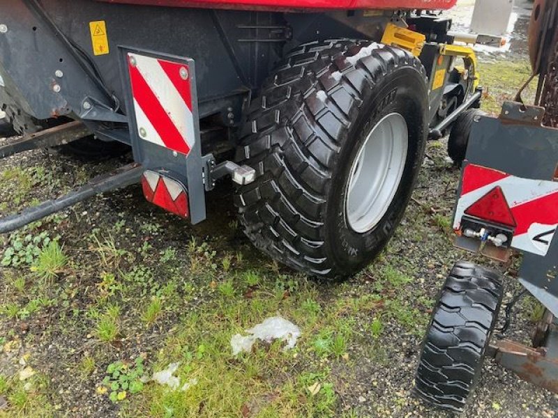 Hochdruckpresse des Typs Pöttinger 185VPRO IMPRESS, Gebrauchtmaschine in les hayons (Bild 5)