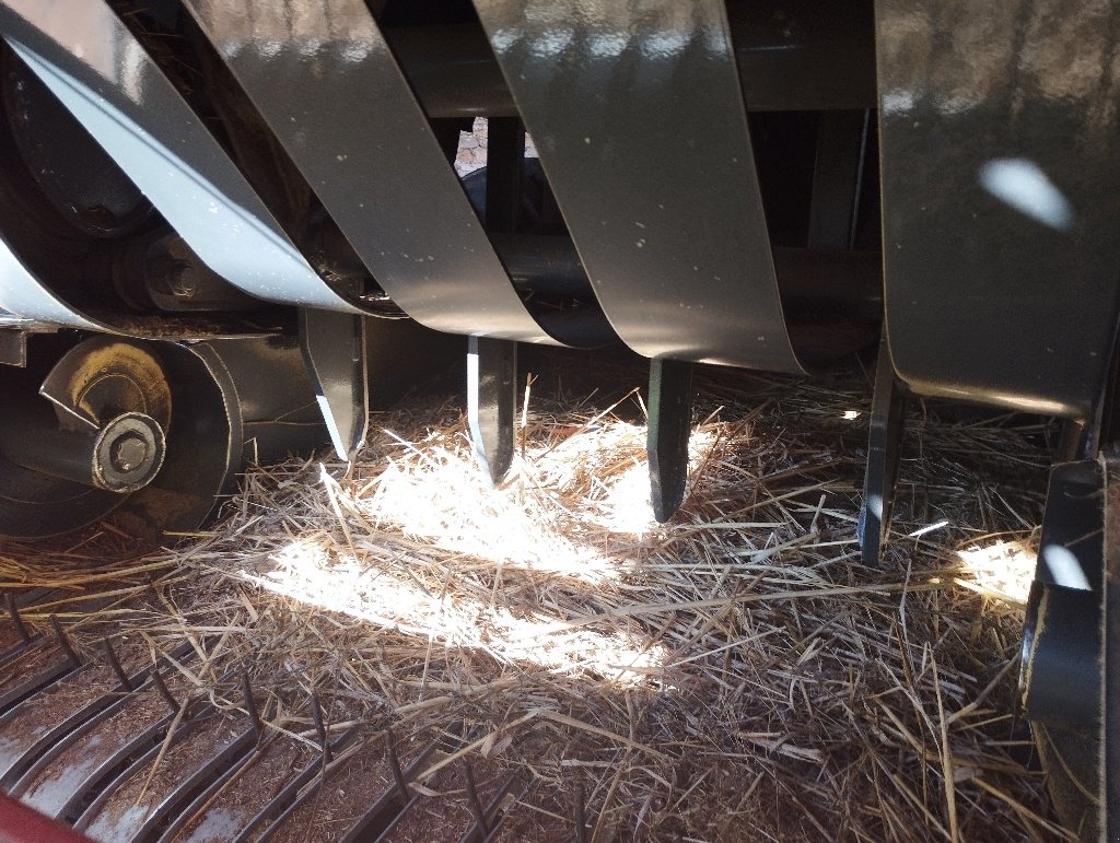 Hochdruckpresse des Typs Supertino SR 608, Gebrauchtmaschine in Calmont (Bild 11)