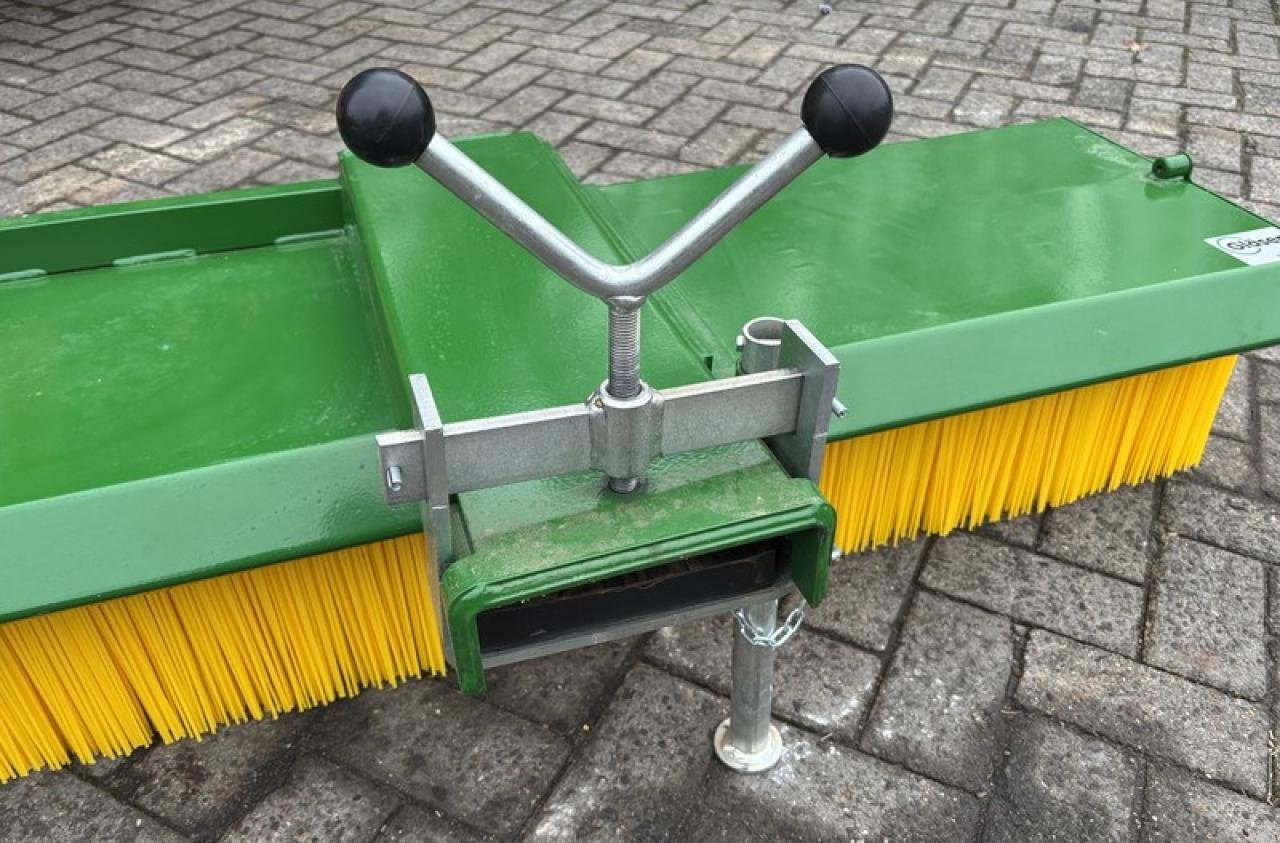 Hochdruckreiniger du type Düvelsdorf KEHRBESEN STANDARD 2,25M, Gebrauchtmaschine en Drebber (Photo 2)