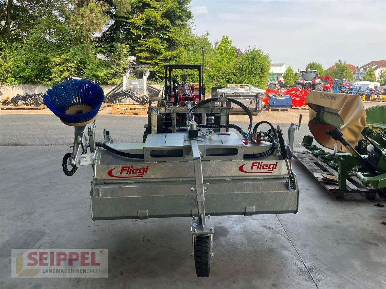 Hochdruckreiniger des Typs Fliegl KEHRMASCHINE TYP 600 185CM EURO, Neumaschine in Groß-Umstadt (Bild 2)