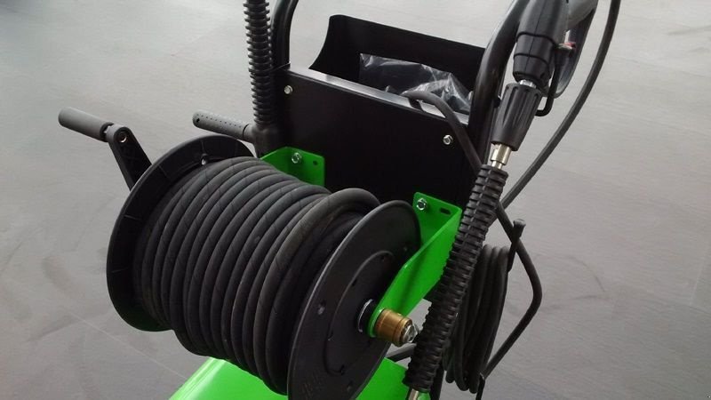 Hochdruckreiniger of the type IPC Austria PW-C85 D2017 P T Kaltwasser-Hochdruckreiniger, Neumaschine in St. Marienkirchen (Picture 4)