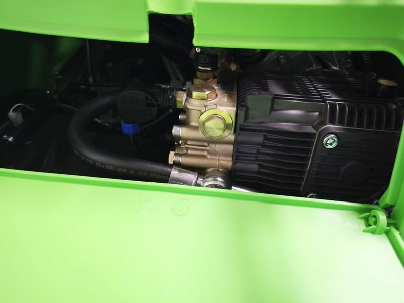 Hochdruckreiniger типа IPC Austria PW H 85D 2017 Heißwasserhochdruckreiniger, Neumaschine в St. Marienkirchen (Фотография 9)