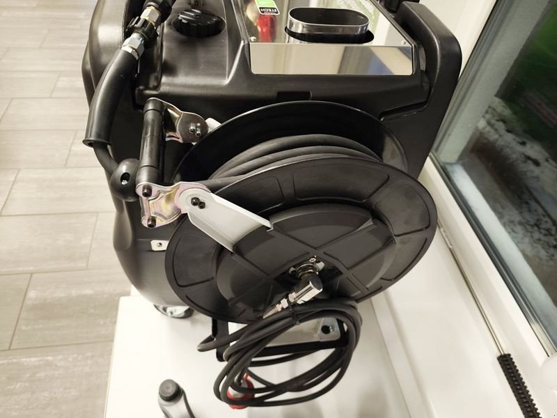 Hochdruckreiniger типа IPC Austria PW H 85D 2017 Heißwasserhochdruckreiniger, Neumaschine в St. Marienkirchen (Фотография 7)