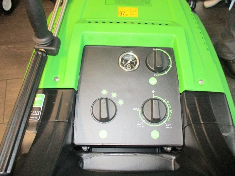 Hochdruckreiniger of the type IPC Austria PW-H40/4 2017 Heißwasserhochdruckreiniger, Neumaschine in St. Marienkirchen (Picture 8)