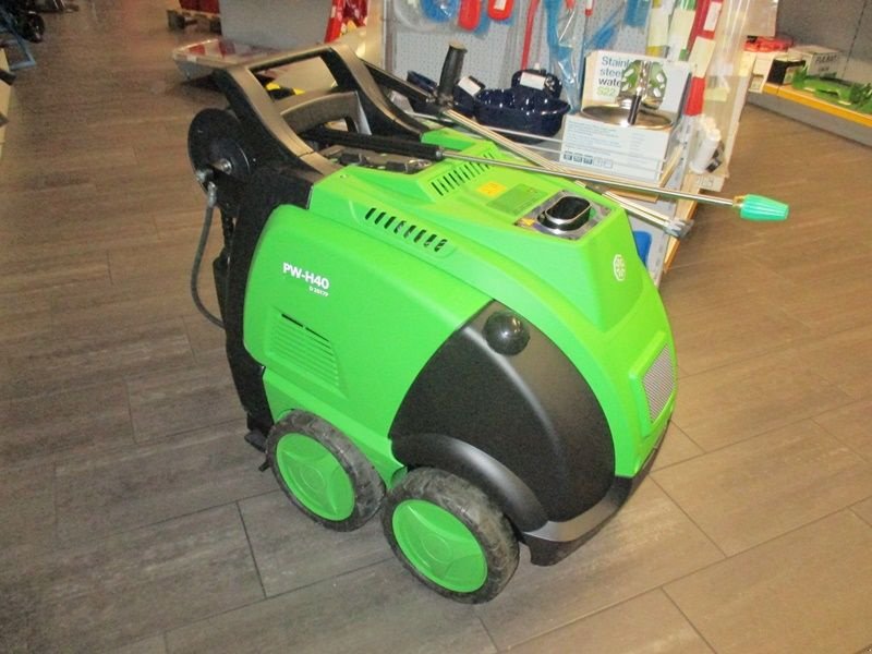 Hochdruckreiniger of the type IPC Austria PW-H40/4 2017 Heißwasserhochdruckreiniger, Neumaschine in St. Marienkirchen (Picture 4)