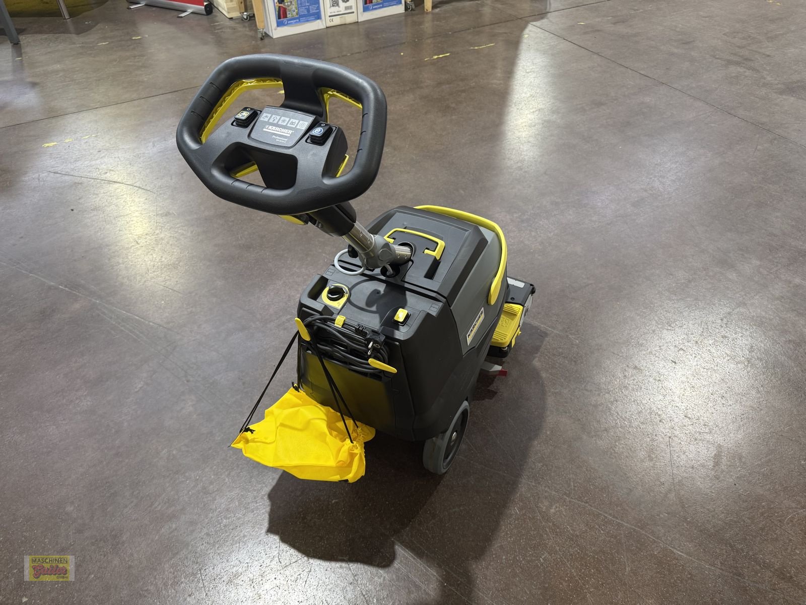 Hochdruckreiniger del tipo Kärcher BR 35/12 C Bp Pack Li Scheuersaugmaschine, Neumaschine en Kötschach (Imagen 7)
