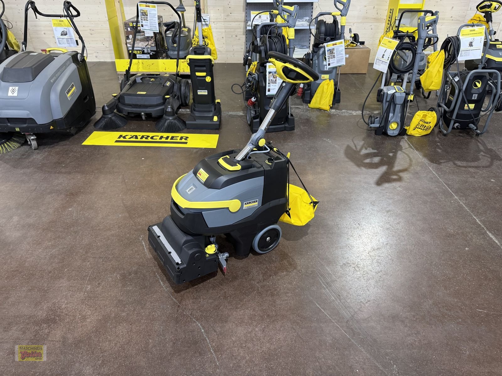 Hochdruckreiniger del tipo Kärcher BR 35/12 C Bp Pack Li Scheuersaugmaschine, Neumaschine en Kötschach (Imagen 10)