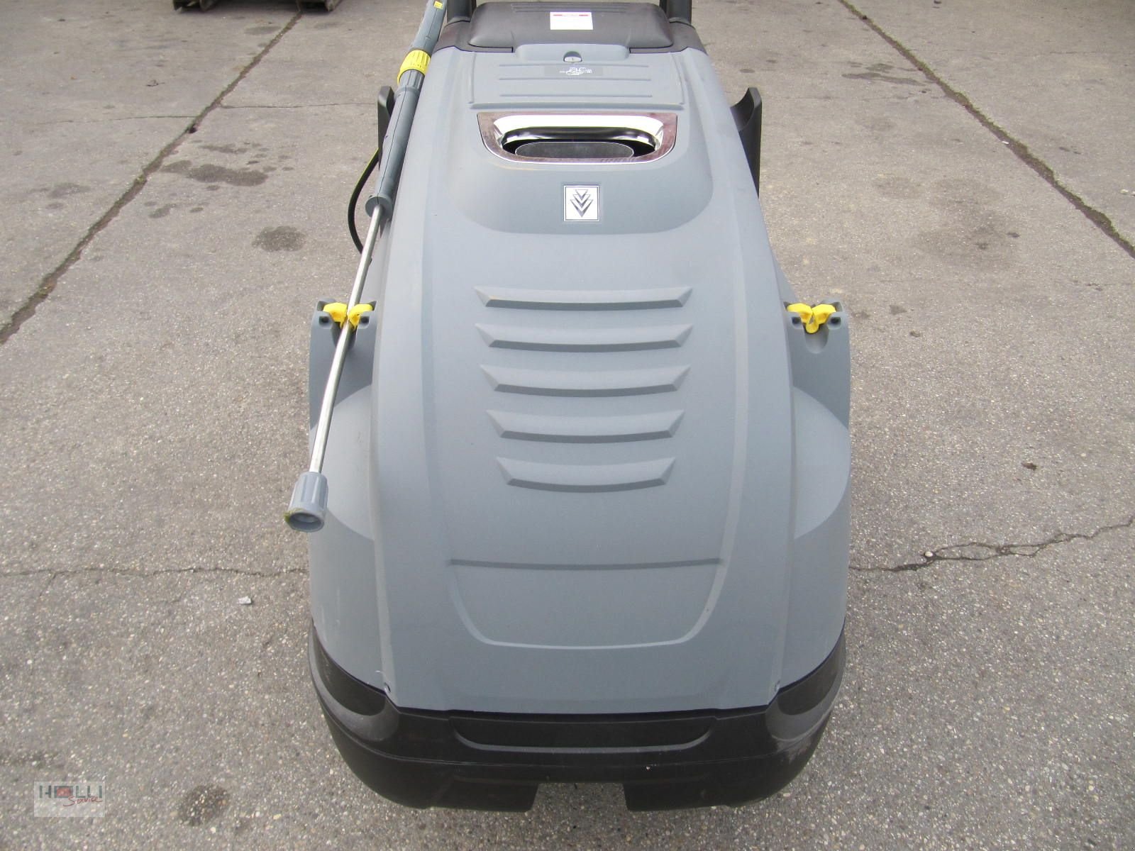 Hochdruckreiniger des Typs Kärcher HDS 12/18 4SX, Neumaschine in Niederneukirchen (Bild 2)