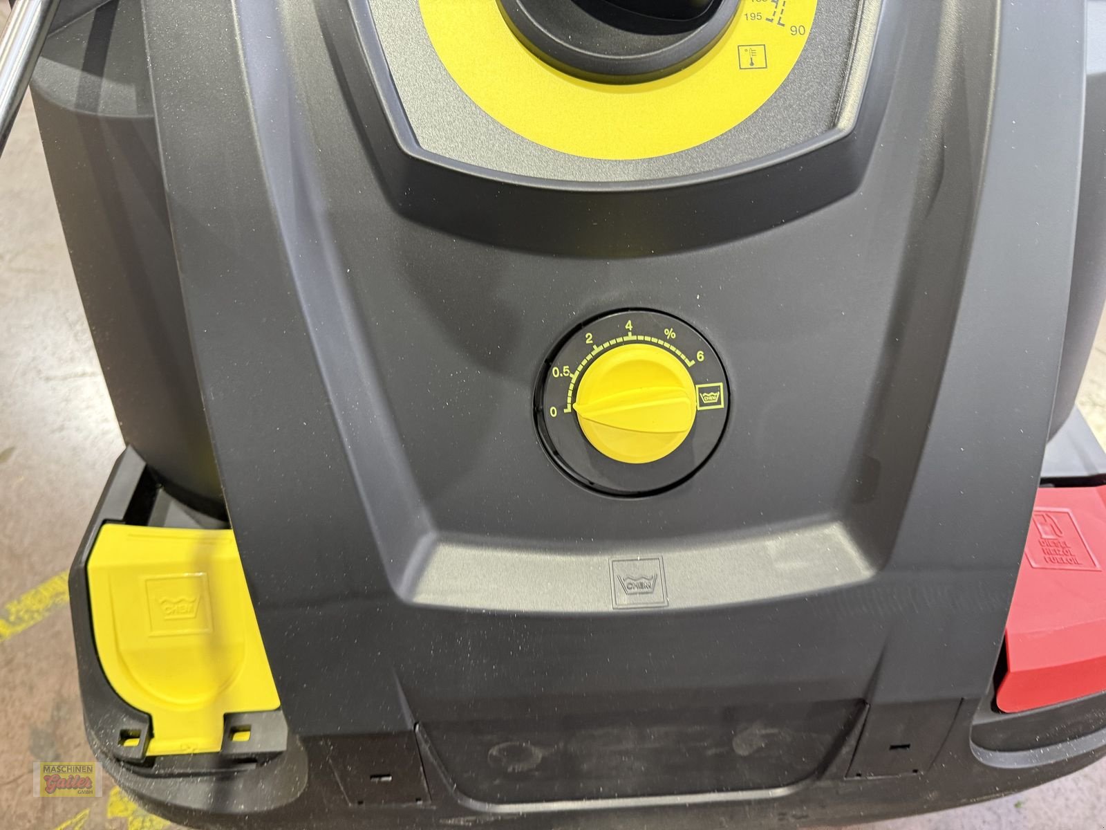 Hochdruckreiniger des Typs Kärcher HDS 7/16-4C Anniversary Edition, Neumaschine in Kötschach (Bild 8)