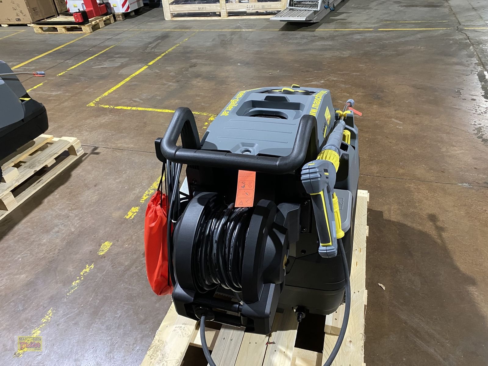 Hochdruckreiniger typu Kärcher HDS 8/18-4 CXA, Neumaschine v Kötschach (Obrázek 4)